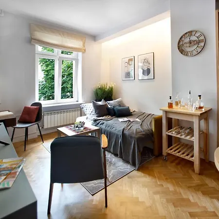 Ochota P&o Serviced * وارسو