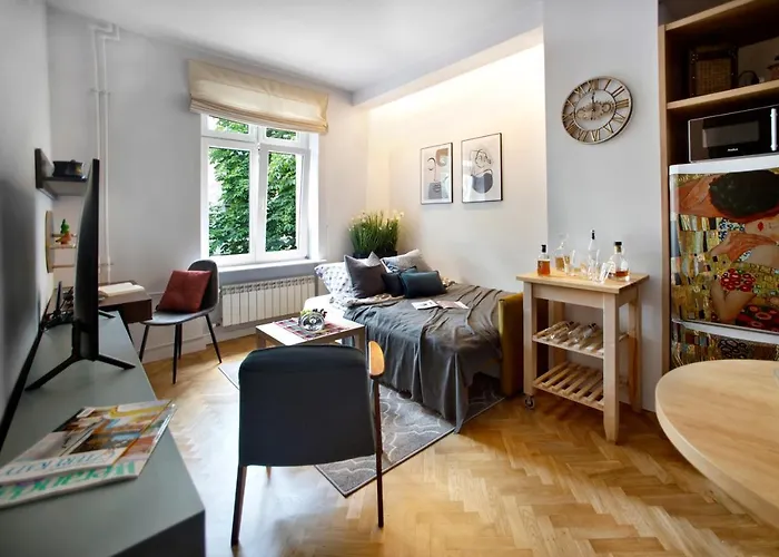 Ochota P&o Serviced * Warsaw